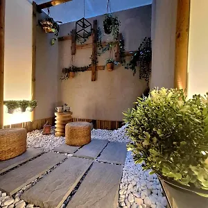 Giangi's Garden , Aeroporto di Catania Fontana Rossa Italia